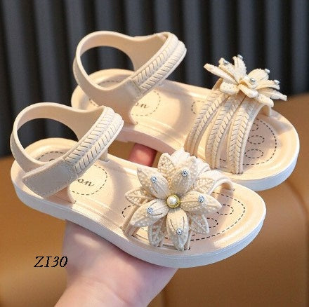 Sandalias infantiles para niña con flor