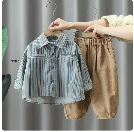 Pantalon con camisa formal para niño