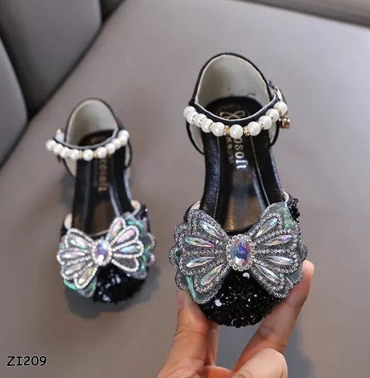 Zapatillas con brillantes para niña