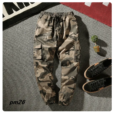 Jogger estampado militar para caballero