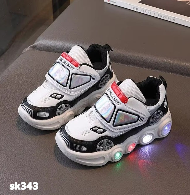 Tennis para niño de carro con luces