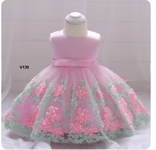 vestido con flores moda infantil